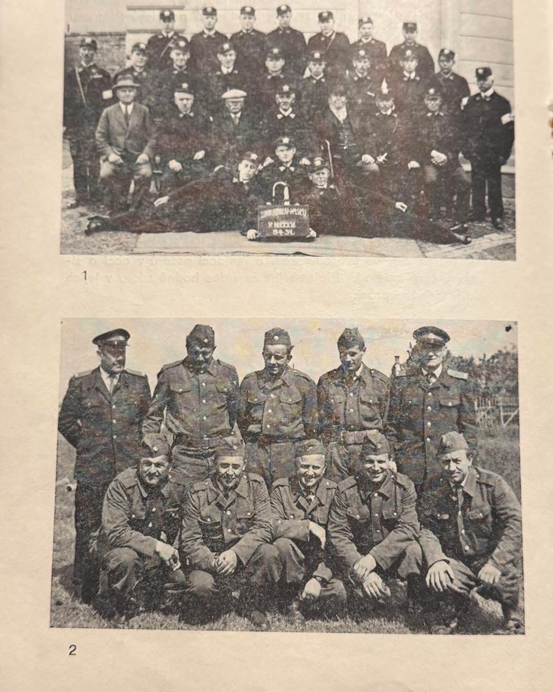 Archivní fotografie z historie sboru