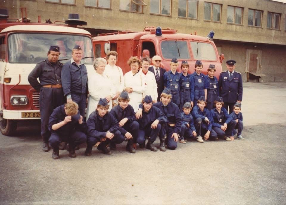 Historická fotografie mládeže a techniky